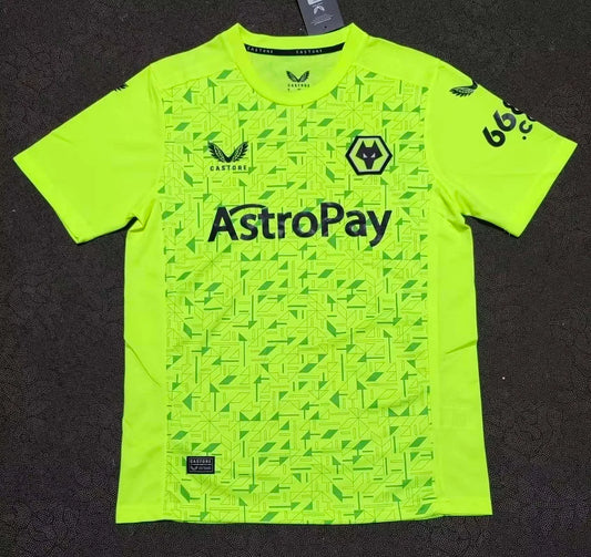 2023/2024 Wolverhampton Wanderers Goalkeeper Football Shirt 1:1 Thai Quality