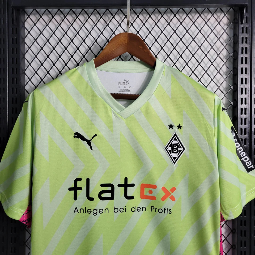 2023/2024 Borussia Mönchengladbach Goalkeeper Fluorescent Green Football Jersey 1:1 Thai Quality