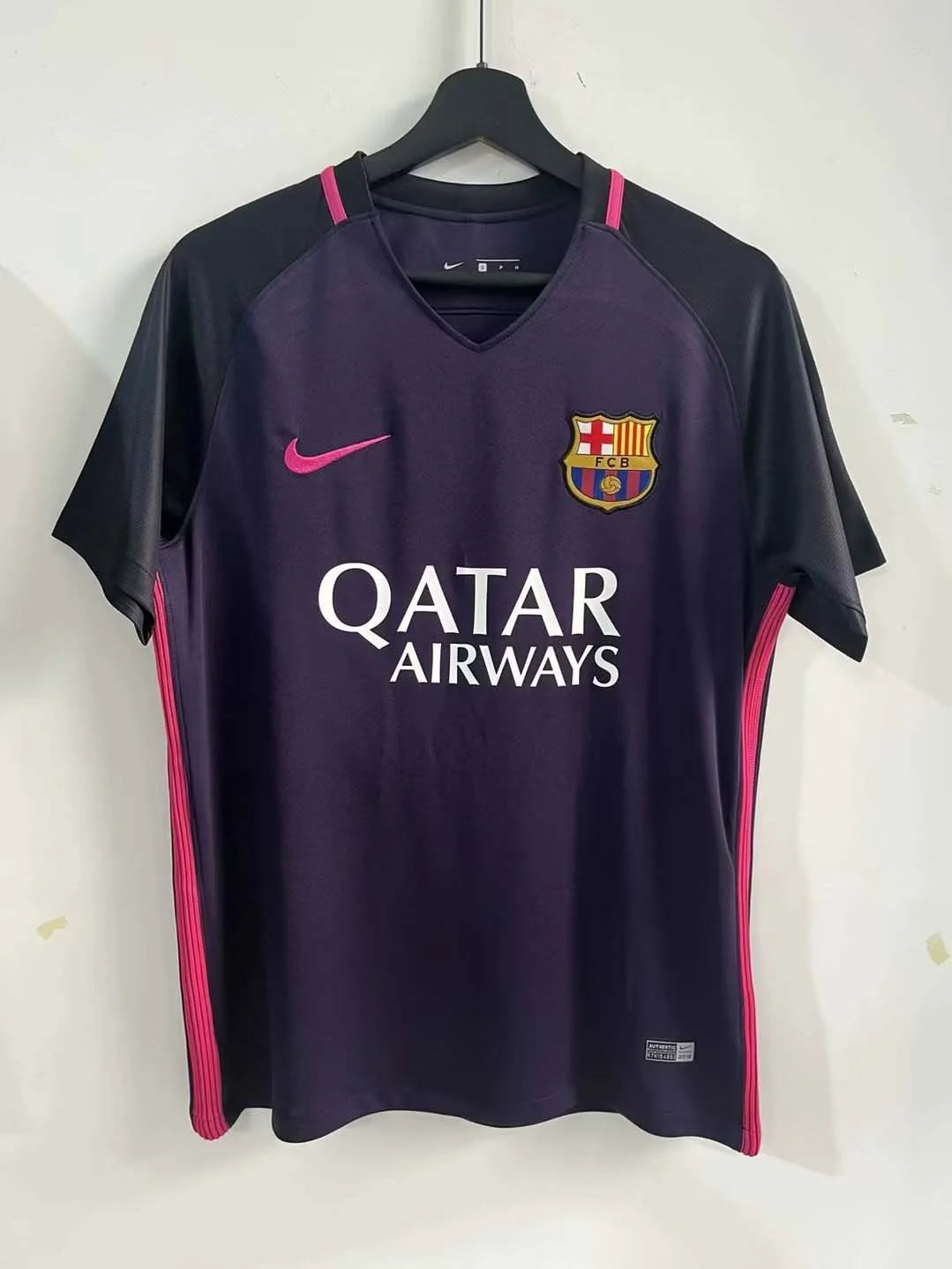 2016/2017 Retro Barcelona Away Football Shirt 1:1 Thai Quality