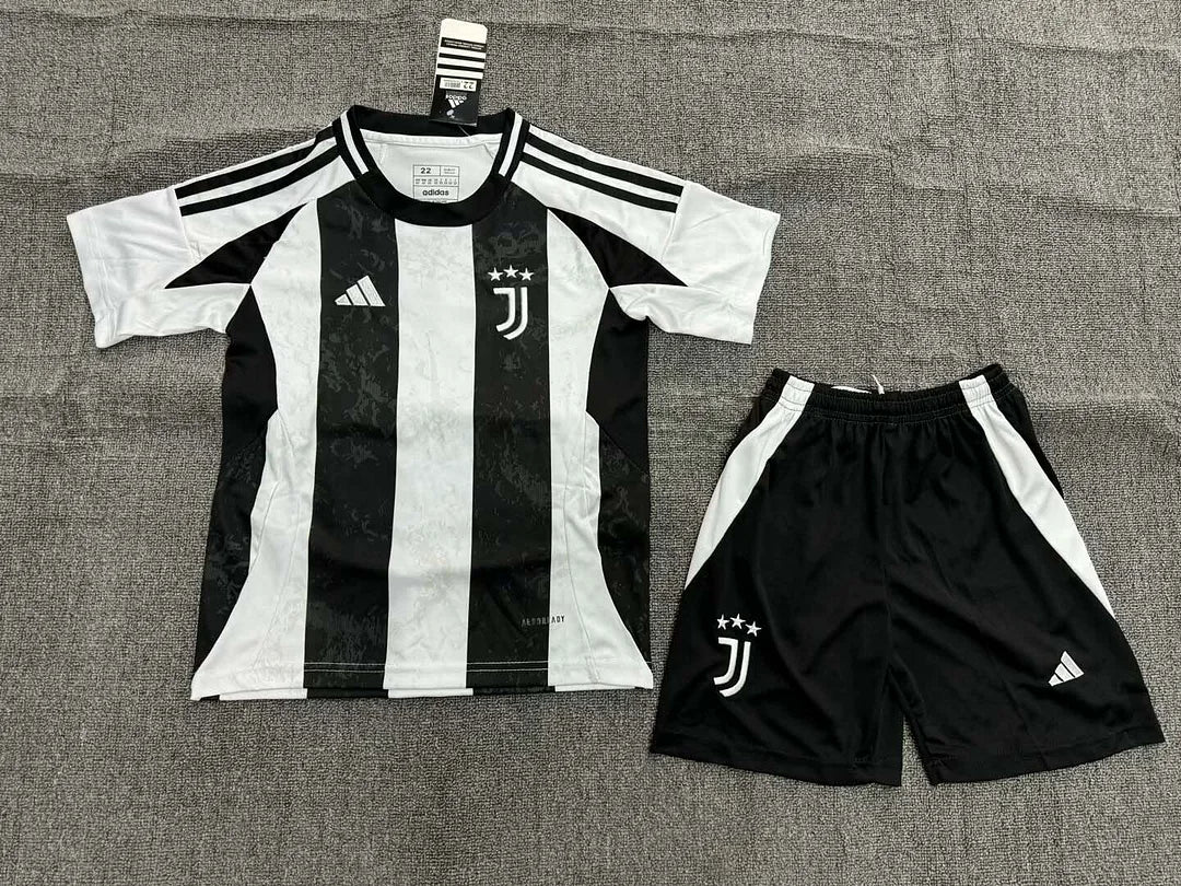 2024/2025 Juventus Home Soccer Jersey 1:1 Thai Quality Kids Size