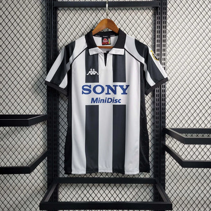 1997/1998 Retro Juventus Football Shirt Home 1:1 Thai Quality