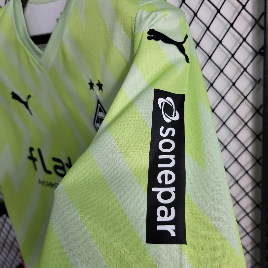 2023/2024 Borussia Mönchengladbach Goalkeeper Fluorescent Green Football Jersey 1:1 Thai Quality