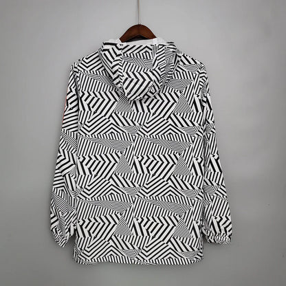 2021/2022 Manchester United Jersey Windbreaker Black-White Stripes